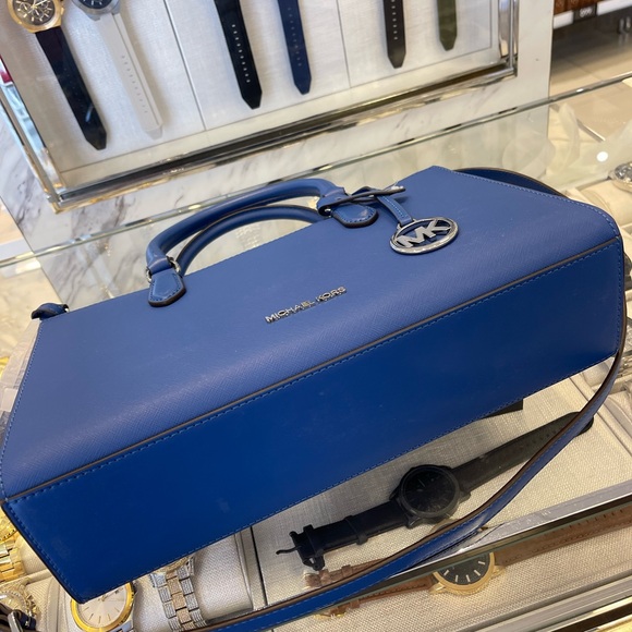 MICHAEL KORS Arden Md Top-Zip EW Leather Tote Crossbody Satchel 
Galaxy Blue
NWT - Picture 12 of 16